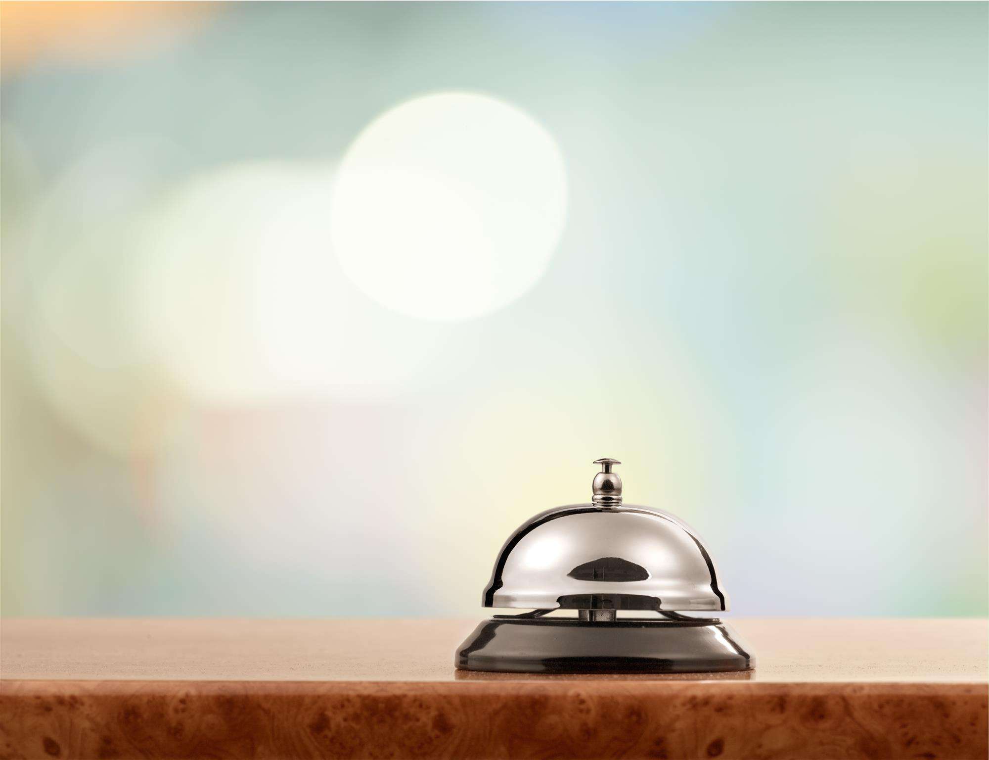 How Using A Hospitality Answering Service Benefits Guests And Staff