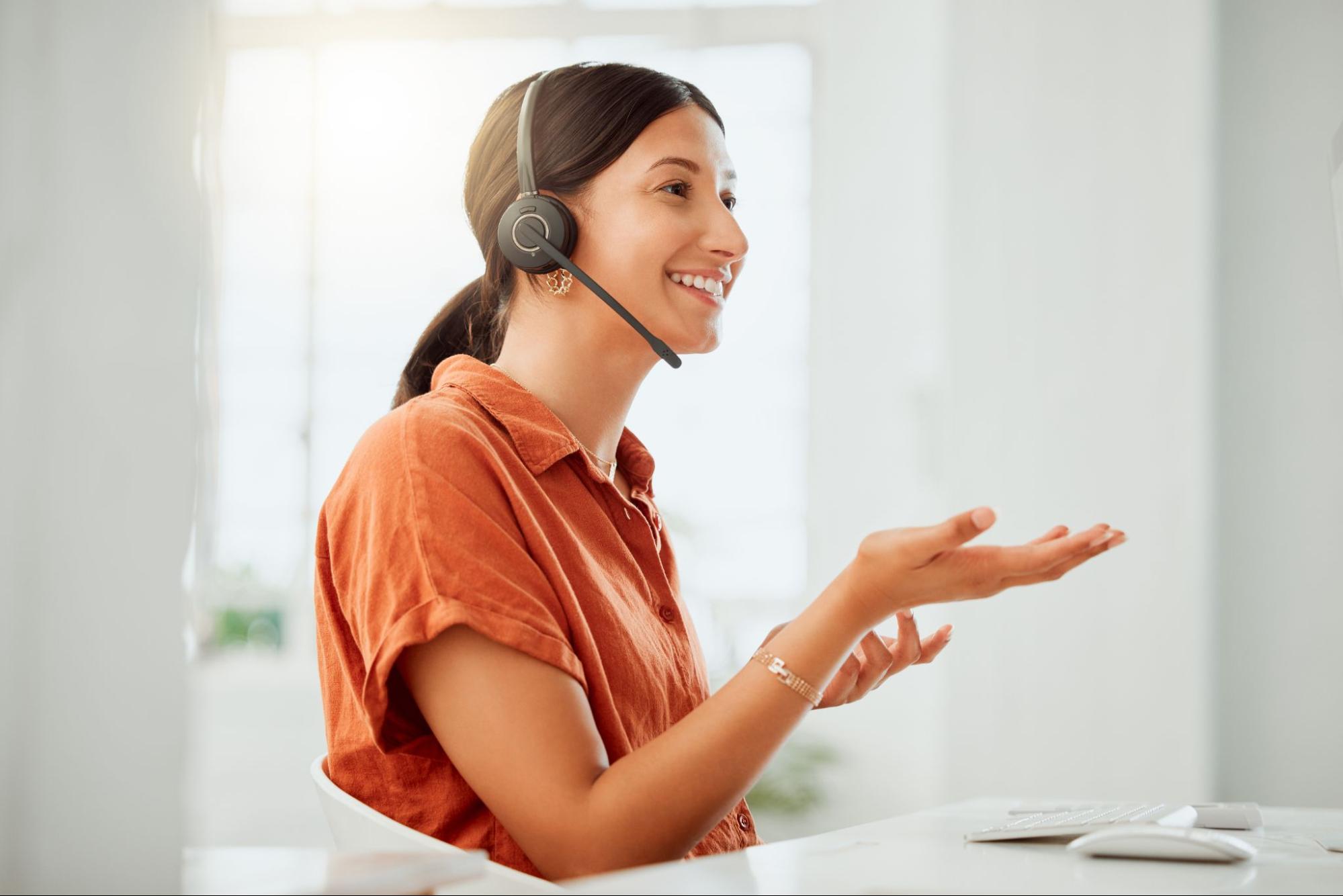 Woman in call center for financial consulting, loan questions or online advice.