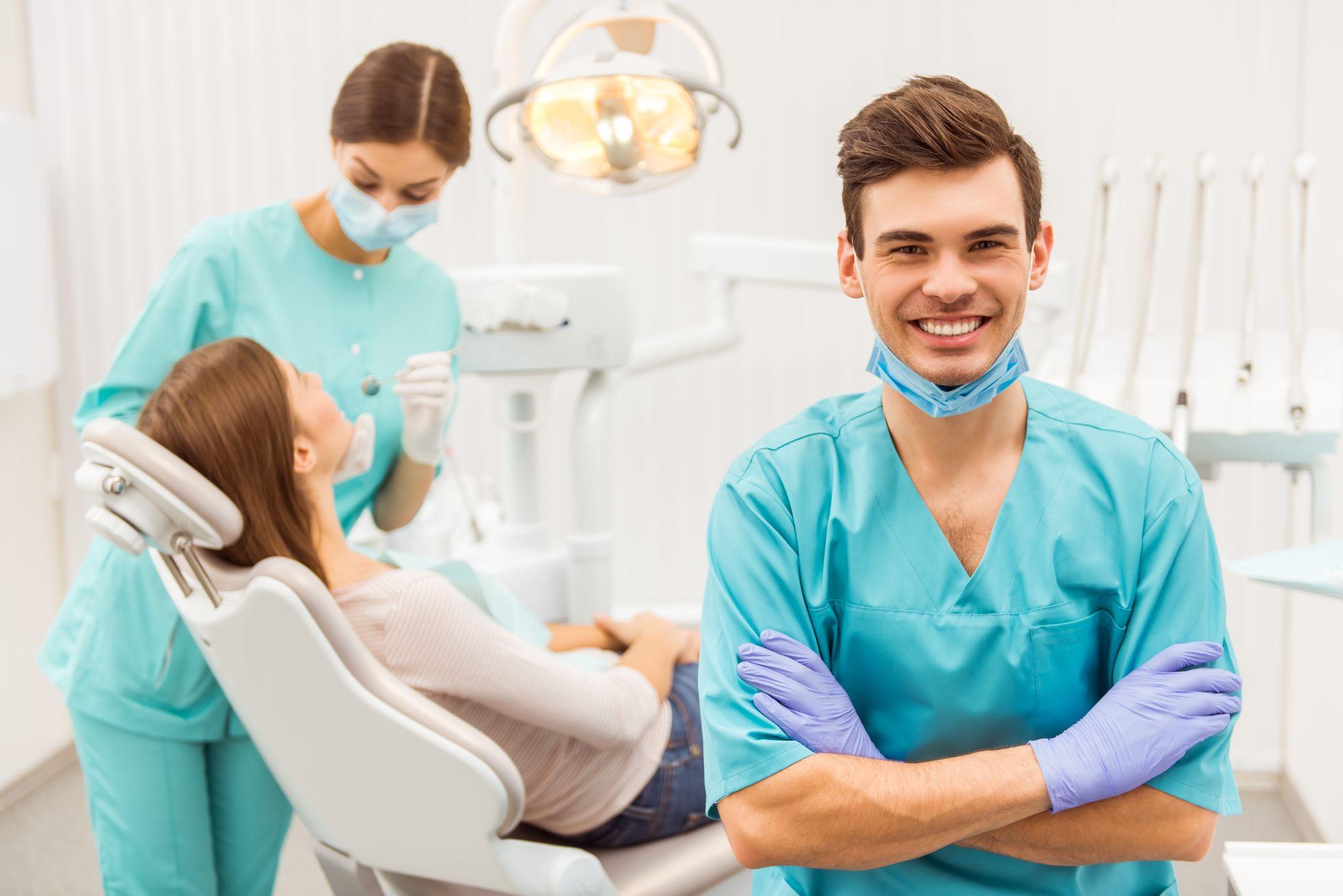 How Dental Offices Use Virtual Receptionist Services to Improve Patient Care